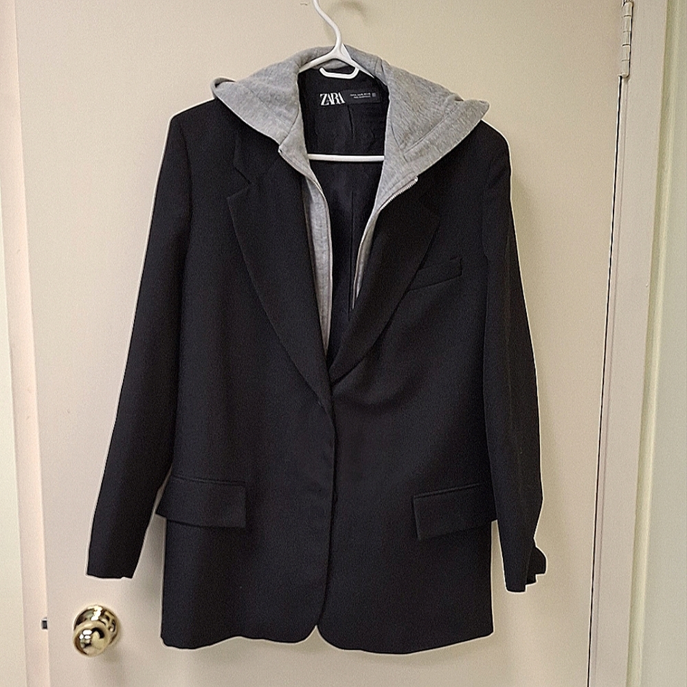 Faux Two Poece Blazer